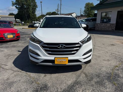 Used 2017 Hyundai Tucson Sport FWD image 8