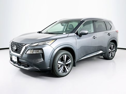 Used 2023 Nissan Rogue SL w/ SL Premium Package FWD image 3