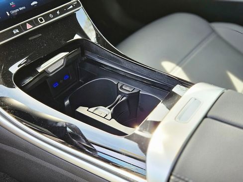 New 2026 Mercedes-Benz C 300 4MATIC Sedan image 23