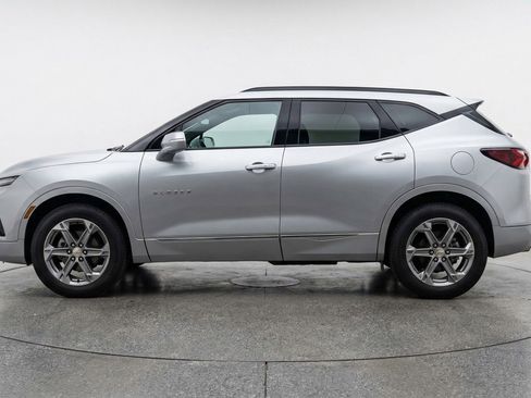 Used 2025 Chevrolet Blazer LT FWD image 5