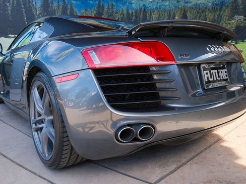 Used 2012 Audi R8 V8 AWD/4WD image 32