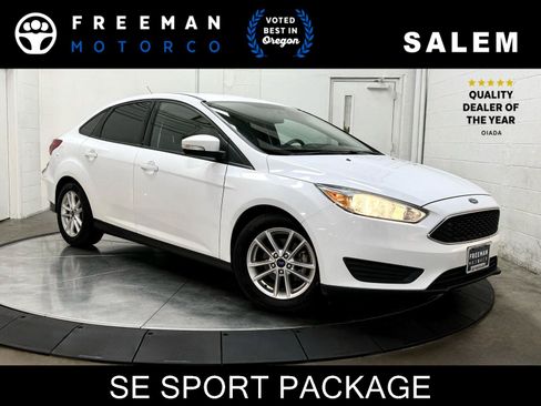 Used 2015 Ford Focus SE w/ Interior Protection Package FWD image 1