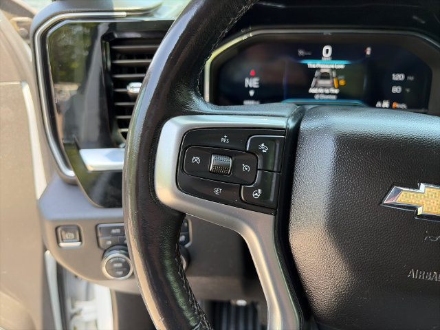 Used 2022 Chevrolet Silverado 1500 LT AWD/4WD image 24