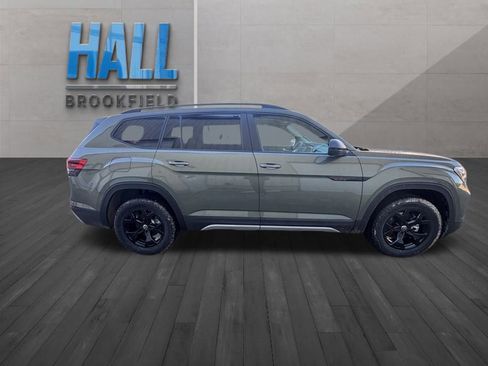 New 2026 Volkswagen Atlas Peak Edition image 6