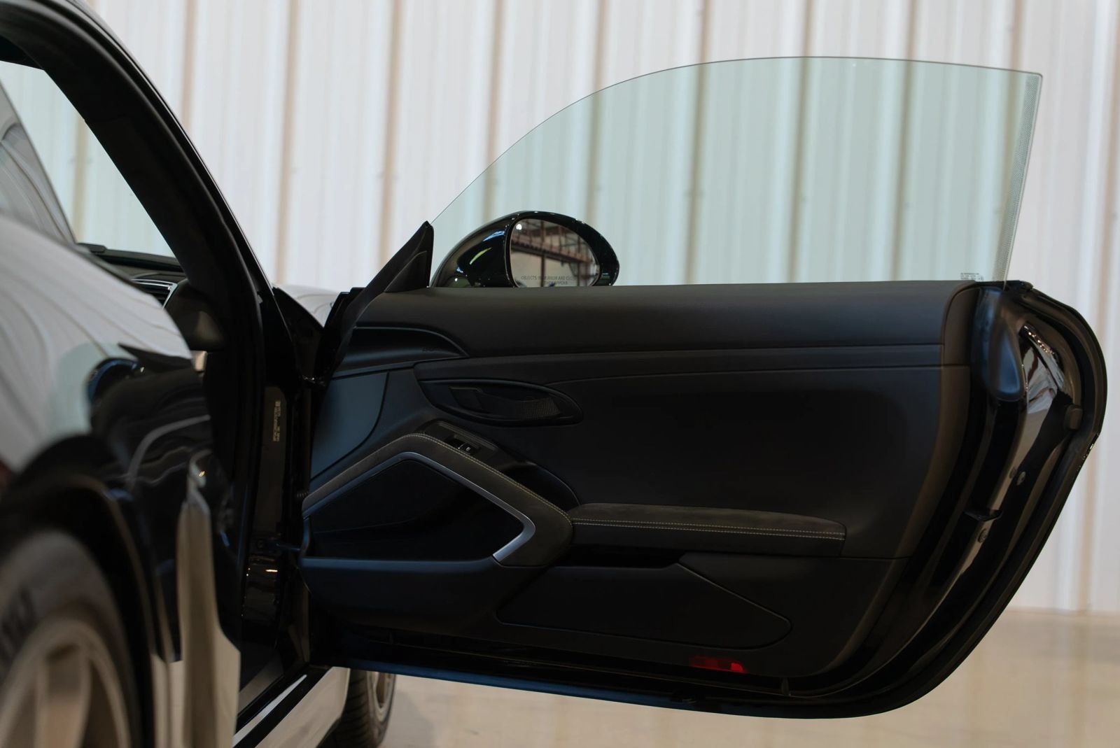 Used 2016 Porsche Cayman GT4 RWD image 30