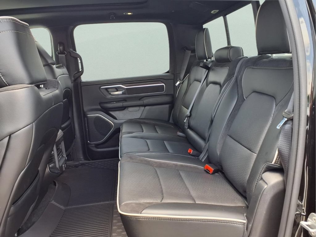 New 2026 RAM 1500 Laramie w/ Night Edition AWD/4WD image 10