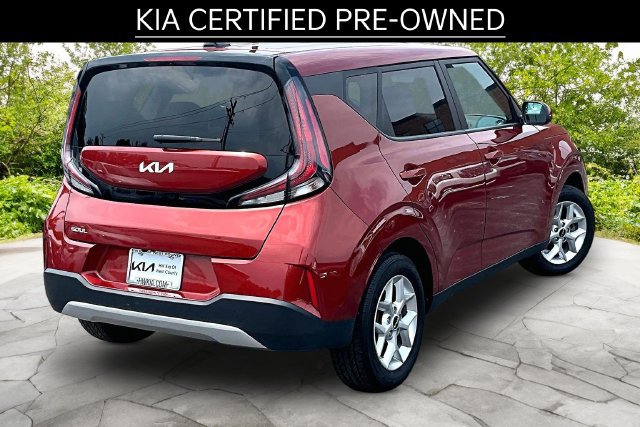 Certified 2024 Kia Soul LX w/ LX Technology Package FWD image 2