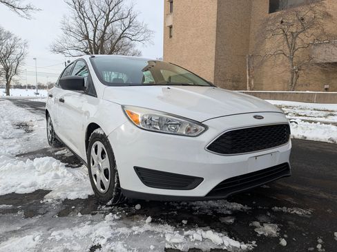 Used 2016 Ford Focus S image 7