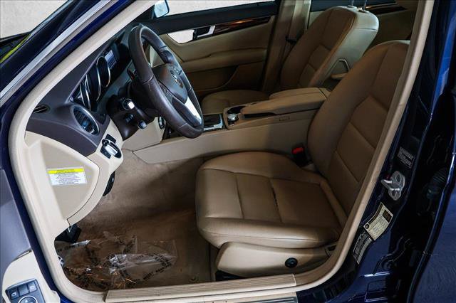 Used 2013 Mercedes-Benz C 300 4MATIC Sedan image 12