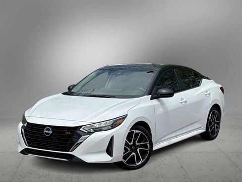 Used 2024 Nissan Sentra SR FWD image 1