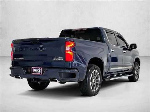 Used 2023 Chevrolet Silverado 1500 High Country w/ Technology Package RWD image 2