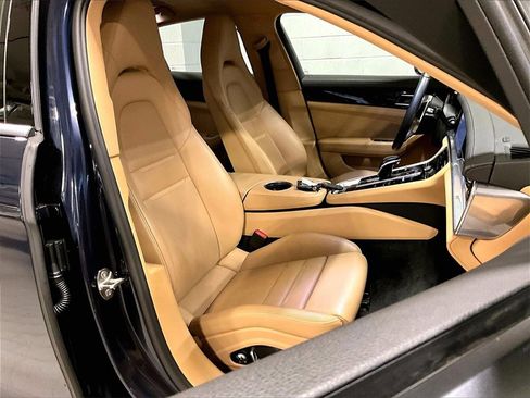 Certified 2019 Porsche Panamera 4 image 12