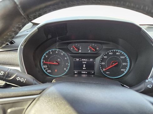 Used 2018 Chevrolet Equinox LT image 10