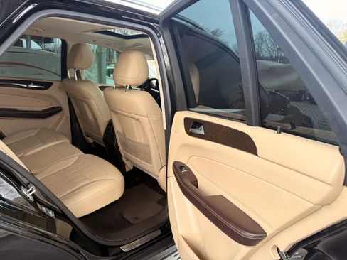 Used 2017 Mercedes-Benz GLE 350 GLE 350 4MATIC Sport Utility 4 image 21