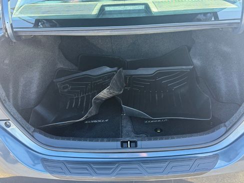 Used 2016 Toyota Corolla LE Premium image 20