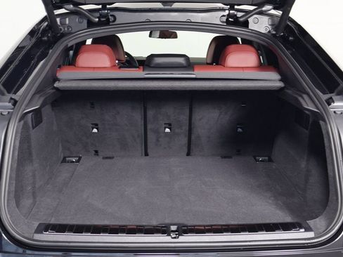 New 2026 BMW X6 xDrive40i w/ Executive Package image 8