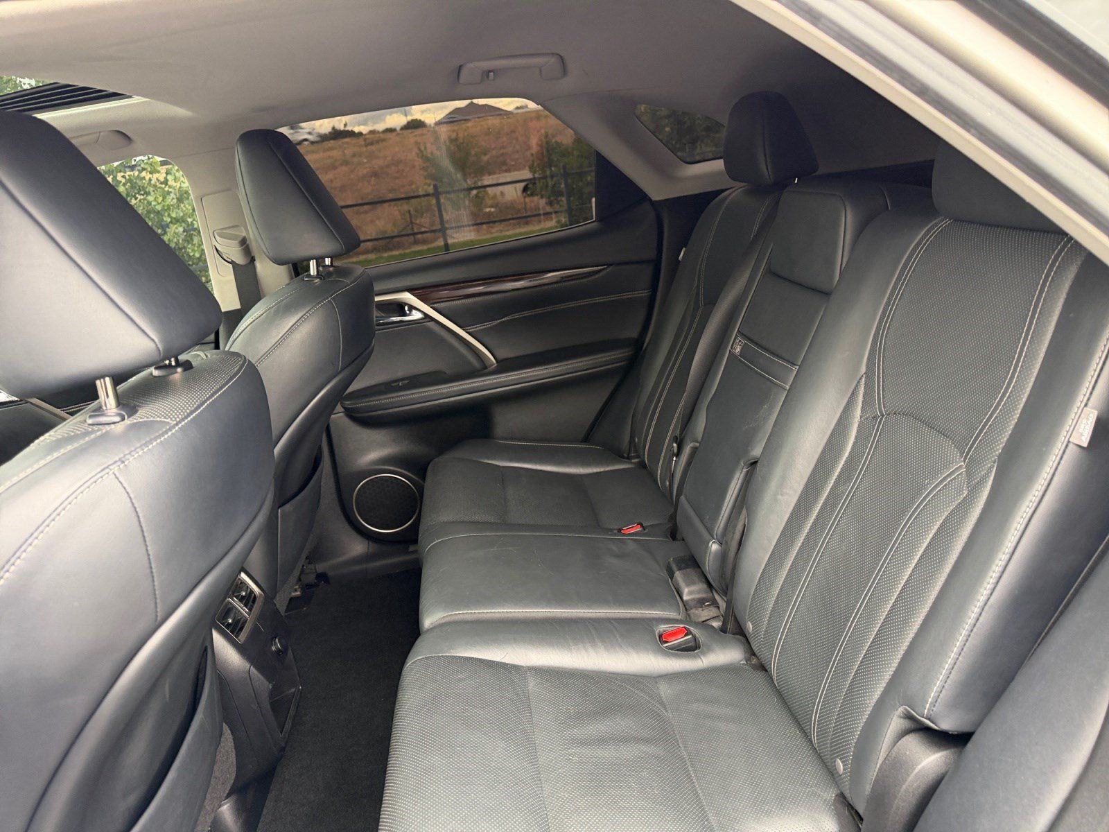 Used 2019 Lexus RX 450h AWD w/ Navigation Package image 17