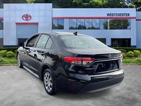 Certified 2025 Toyota Corolla LE image 5