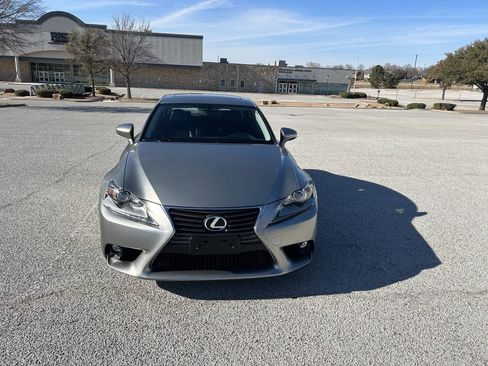 Used 2016 Lexus IS 200t image 1