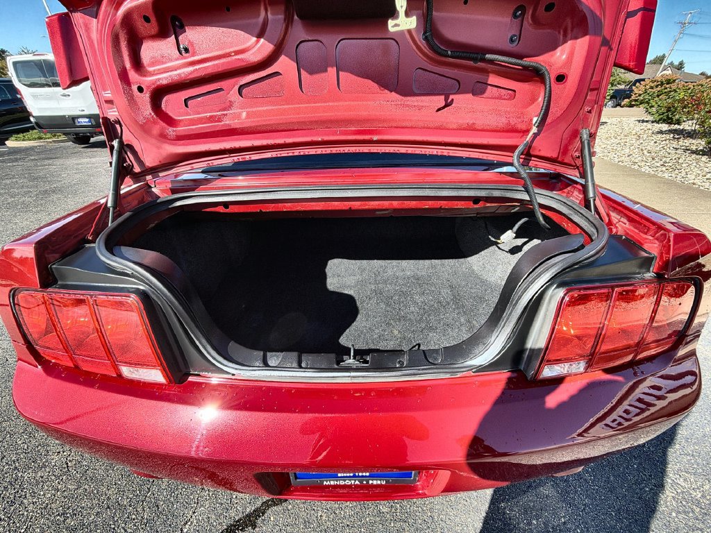 Used 2008 Ford Mustang GT RWD image 17