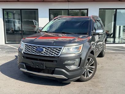Used 2017 Ford Explorer Platinum