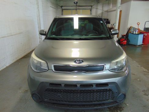 Used 2015 Kia Soul FWD image 3
