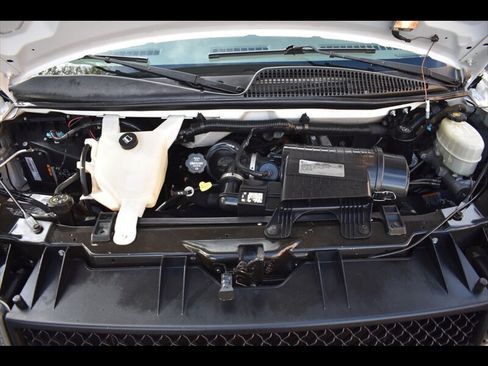 Used 2015 Chevrolet Express 2500 LT w/ LT Preferred Equipment Group RWD image 37