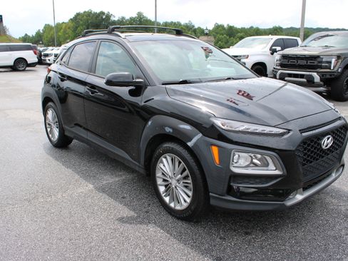 Used 2021 Hyundai Kona SEL Plus FWD image 4