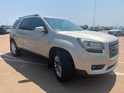 Used 2017 GMC Acadia Limited SLT FWD image 4