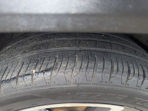 Used 2020 Jeep Renegade Latitude w/ Popular Equipment Group image 4