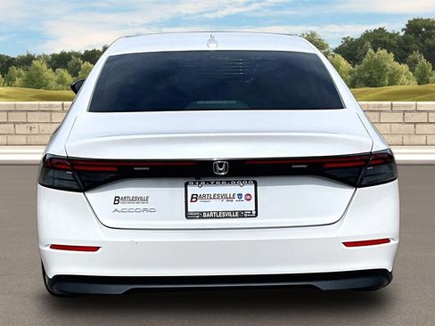 Used 2023 Honda Accord LX image 4