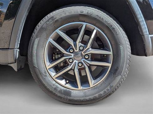 Used 2020 Jeep Grand Cherokee Limited w/ Luxury Group II AWD/4WD image 9
