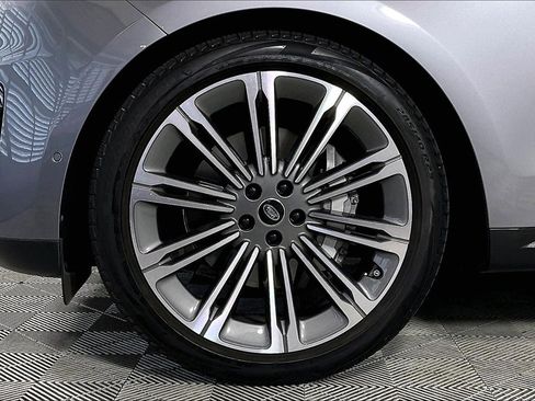 Used 2023 Land Rover Range Rover Sport SE image 8