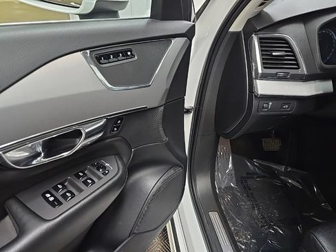Used 2021 Volvo XC90 T5 Momentum w/ Protection Package AWD/4WD image 27