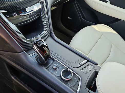 Used 2020 Cadillac XT6 Sport AWD/4WD image 20