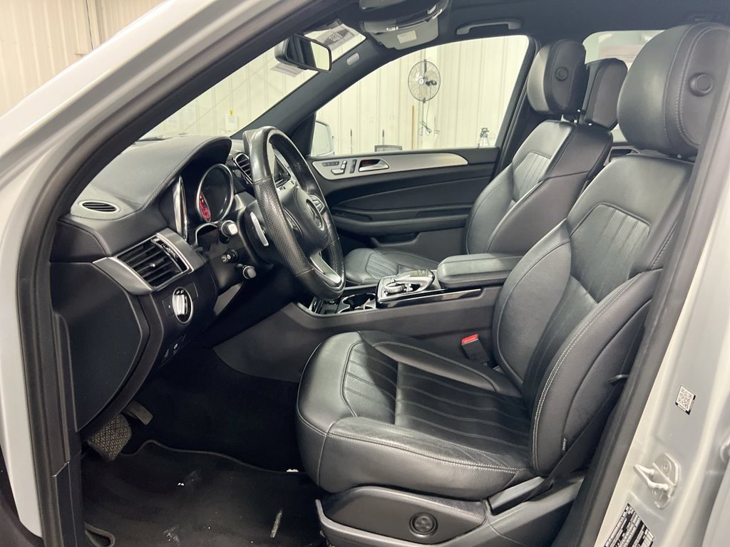 Used 2017 Mercedes-Benz GLS 450 4MATIC image 21