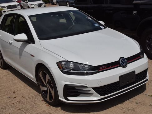 Used 2020 Volkswagen GTI S FWD image 4