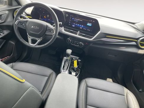 Used 2025 Chevrolet Trax ACTIV w/ Driver Confidence Package FWD image 10