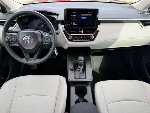 Used 2026 Toyota Corolla Cross L FWD image 18