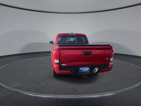 Used 2016 Toyota Tacoma TRD Off-Road image 7