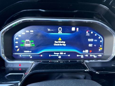 Certified 2023 Chevrolet Silverado 1500 RST w/ Z71 Off-Road Package AWD/4WD image 15