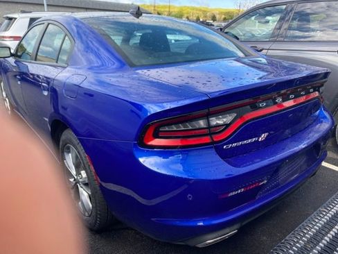Used 2021 Dodge Charger SXT w/ Driver Convenience Group AWD/4WD image 2