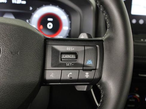 Certified 2026 Nissan Rogue SL FWD image 28