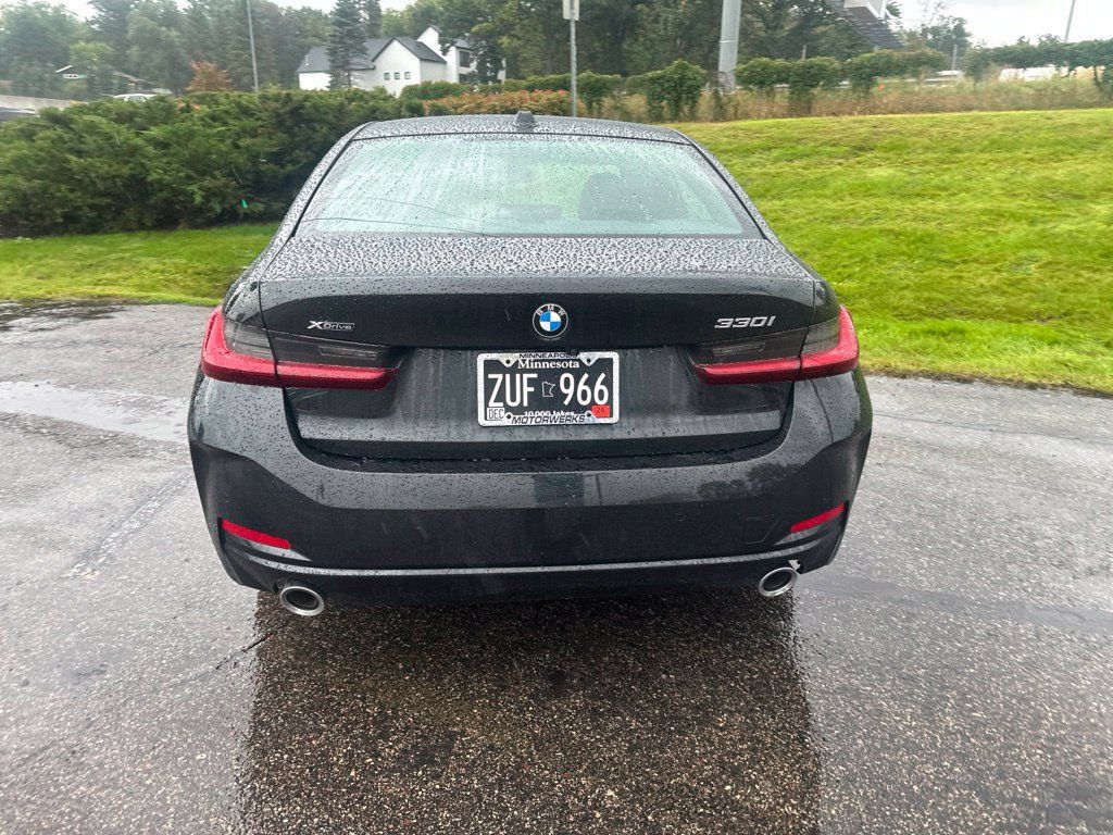 Used 2025 BMW 330i xDrive Sedan AWD/4WD image 15