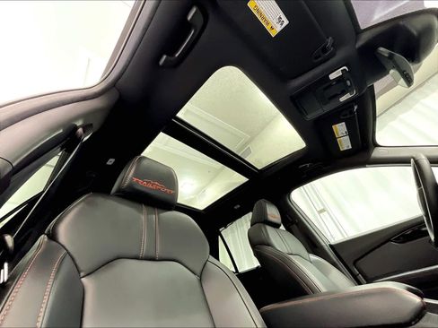 Used 2025 Honda Pilot TrailSport image 23