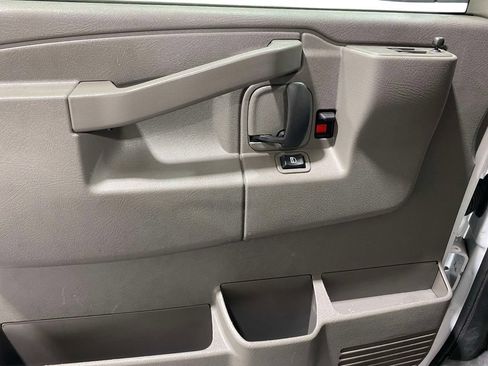 Used 2025 Chevrolet Express 2500 w/ Driver Convenience Package RWD image 19