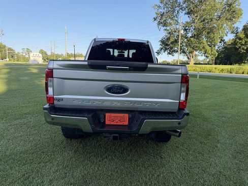 Used 2019 Ford F250 Lariat w/ Chrome Package AWD/4WD image 10