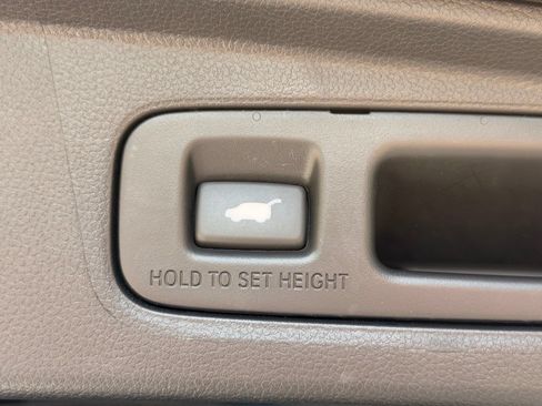 Used 2025 Honda CR-V Sport Touring image 17