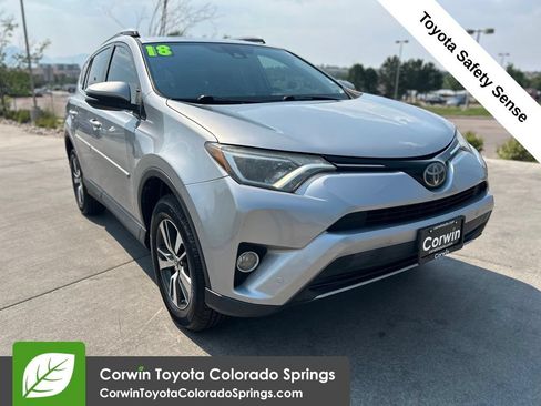 Used 2018 Toyota RAV4 XLE FWD image 1