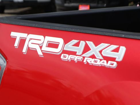 Used 2023 Toyota Tacoma TRD Off-Road w/ Advanced Technology Package AWD/4WD image 45